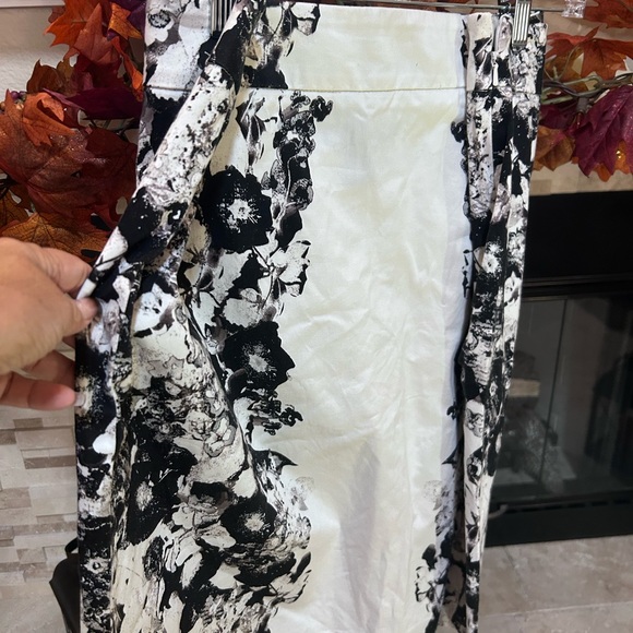 Lane Bryant Chic Black and White Floral Midi Skirt - Picture 2 of 7